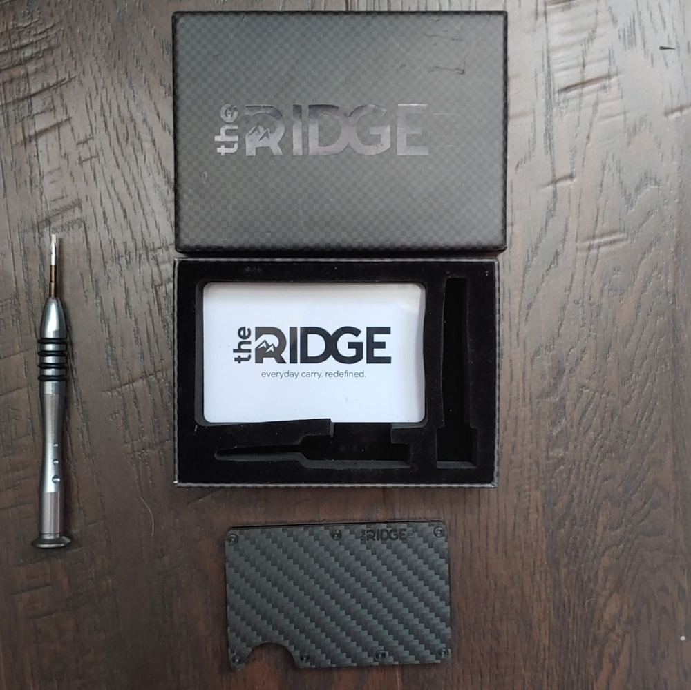 Ridge Wallet Carbon Fiber
